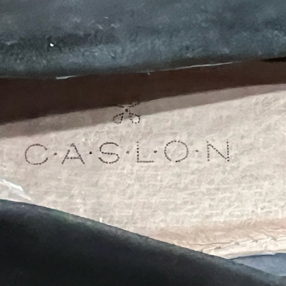 Caslon Black Suede Pointed Toe Flats Size 6 Women’s - Picture 2 of 8